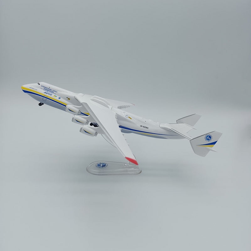 1: 400 Scale Airway AN-225 Airlines Model with Base Plastic Large Transport Aircraft For Collectible Souvenir Show Gift Toy