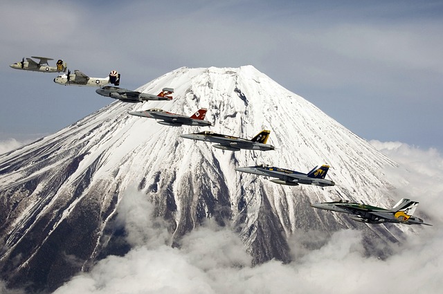 formation flight, fujiyama, mount fuji